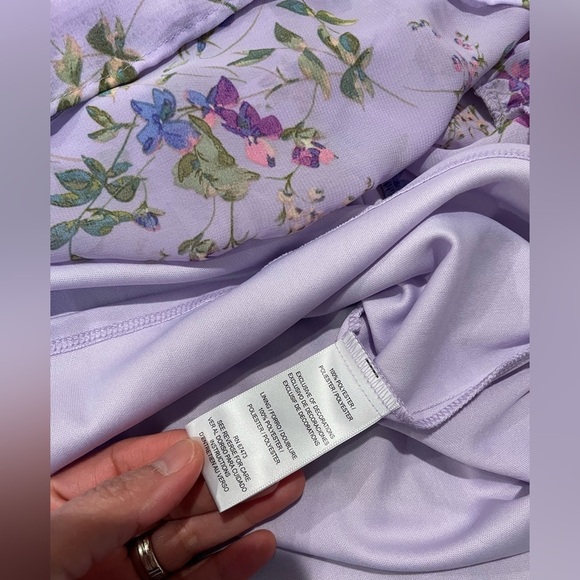 TAYLOR Baby Doll Boho Puff Sleeves Lavender Floral Midi Dress size 8 - Picture 4 of 9